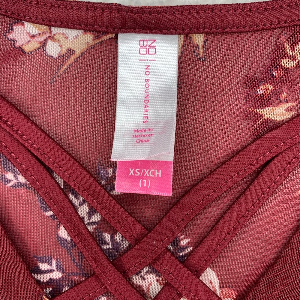 Burgundy floral No Boundaries top - XS - Picture 2 of 3